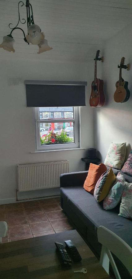 The Speak Easy Cottage Multyfarnham -Two Bedroom Eksteriør bilde